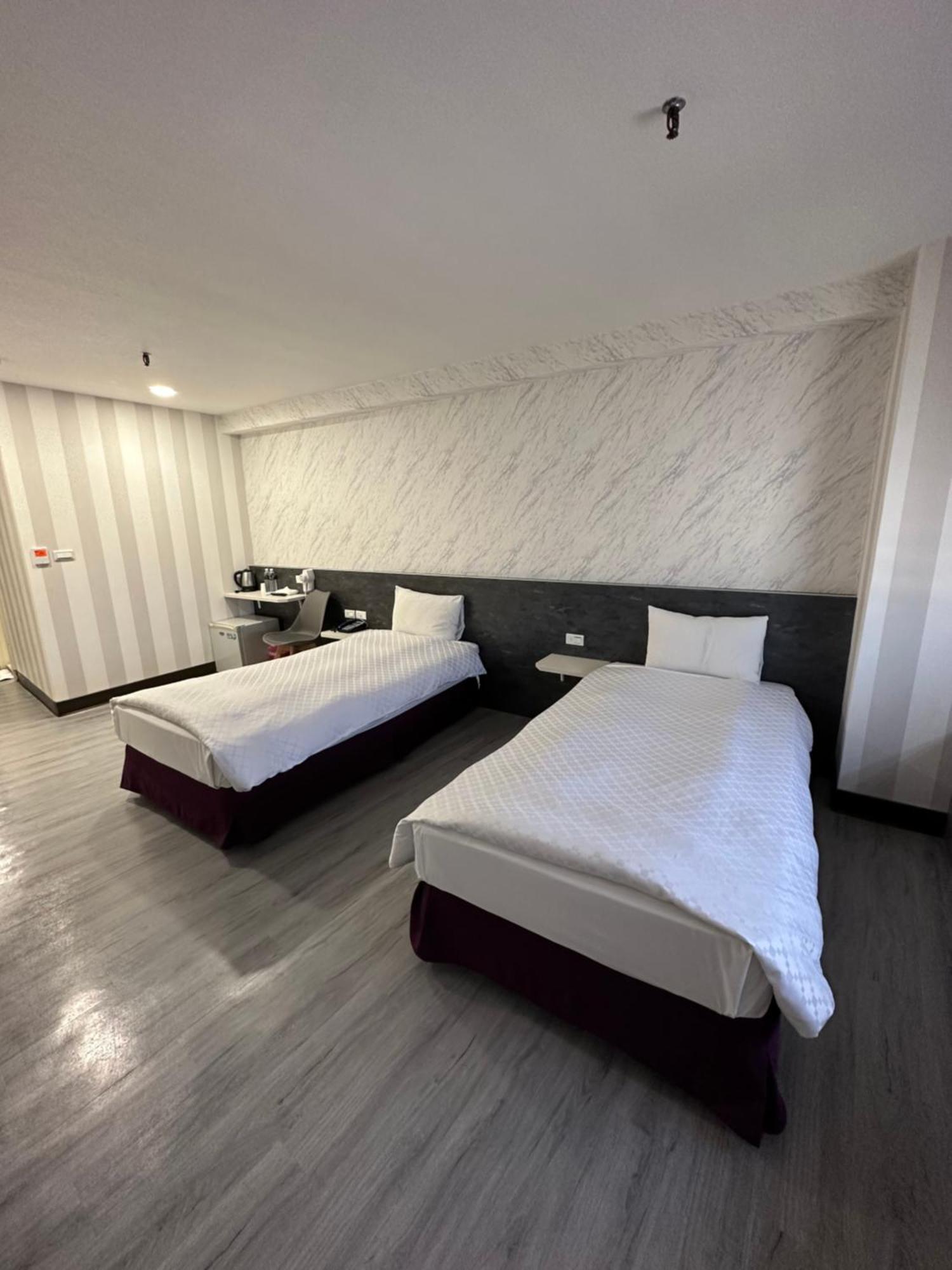 Lan Yin Tie Dao Hotel Tainan Exterior photo