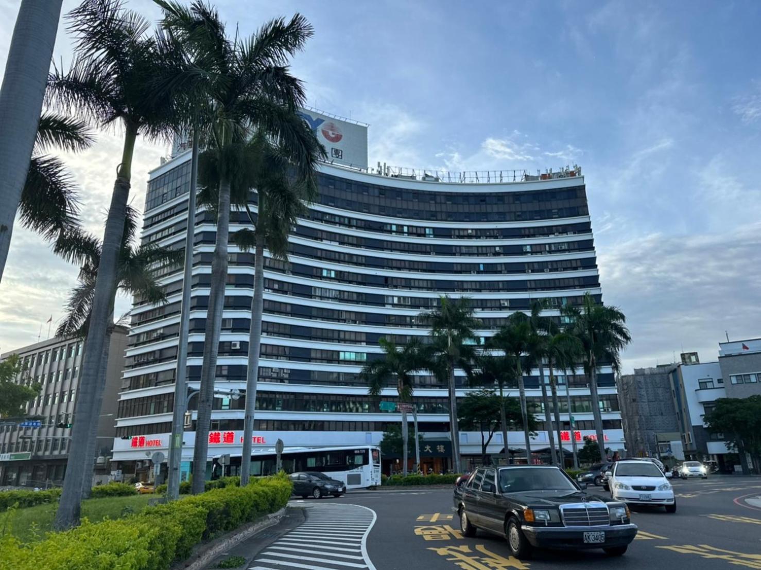 Lan Yin Tie Dao Hotel Tainan Exterior photo