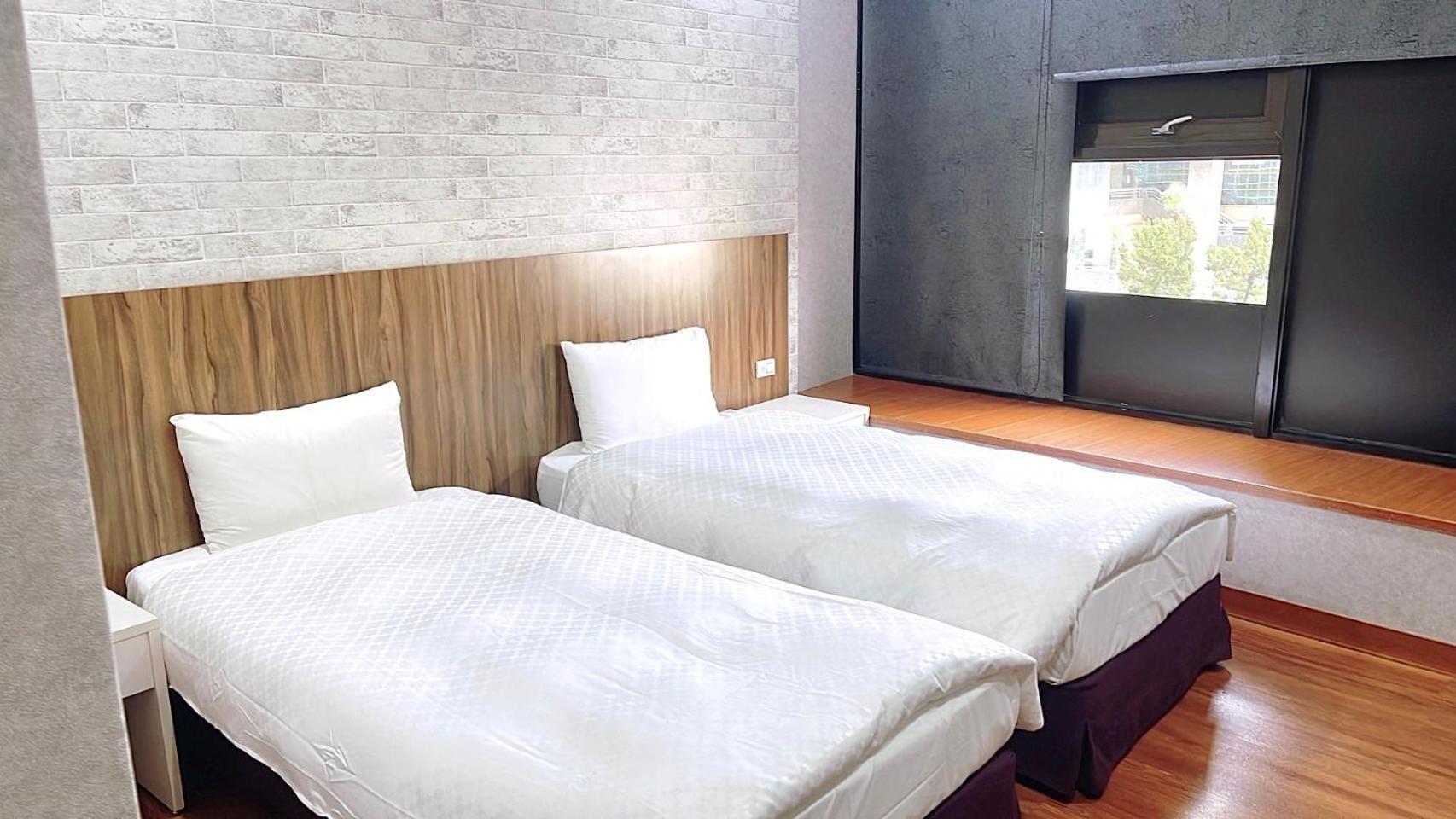 Lan Yin Tie Dao Hotel Tainan Exterior photo