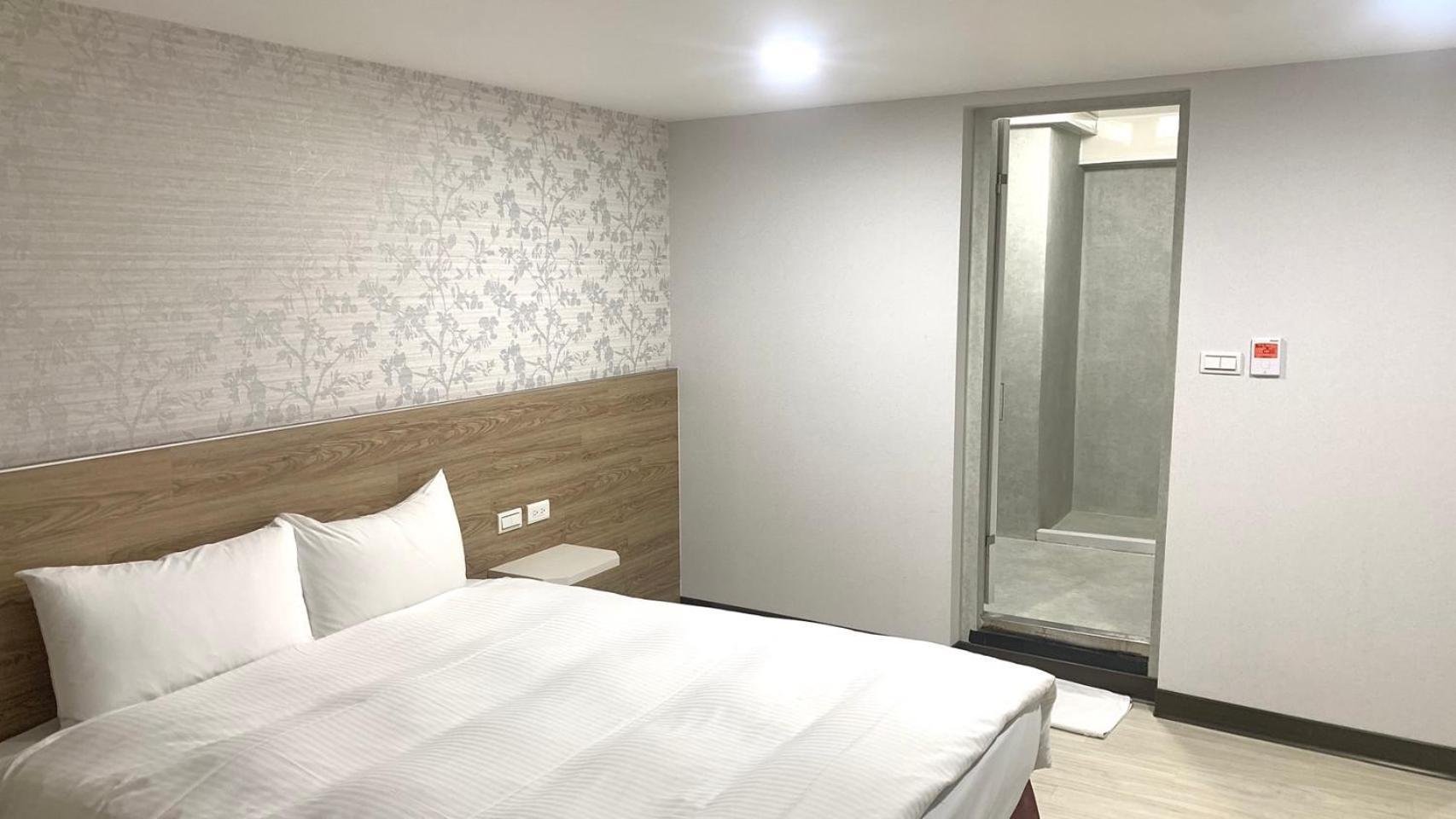 Lan Yin Tie Dao Hotel Tainan Exterior photo